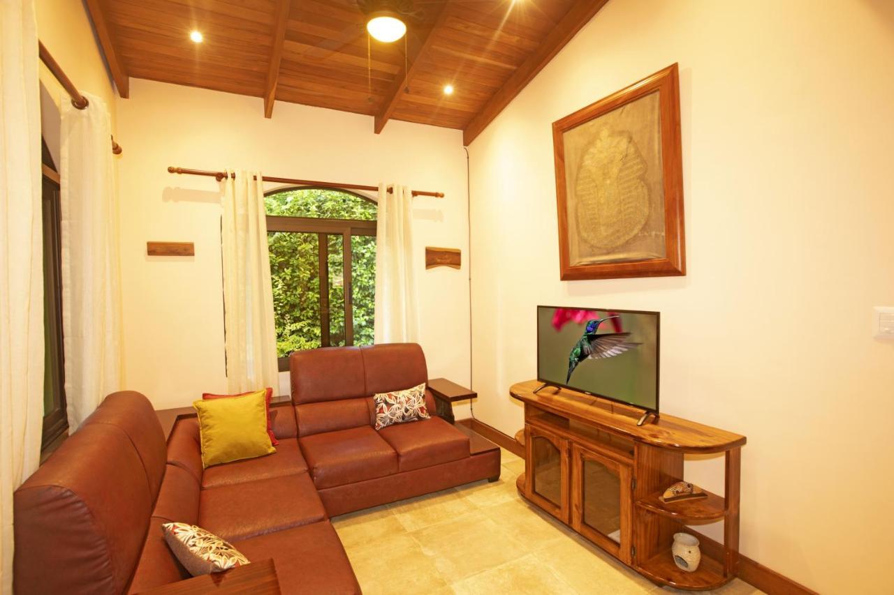 "Hana'S Celeste Retreat" Large Modern Villa Sleeps 6 On 20 Acres Of Nature! Bijagua de Upala Exterior foto